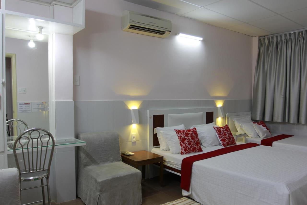 QUANG SAIGON Hotel- 40-7 Bùi Viện-Walking street Thành Pho Ho Chí Minh Esterno foto